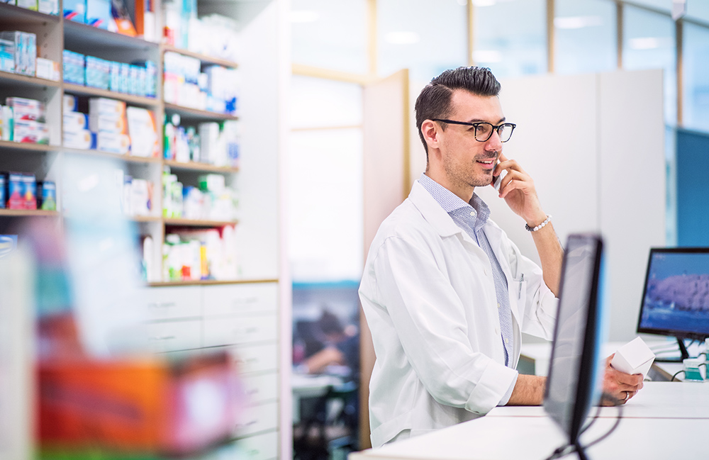 A pharmacist speaking to an ED patient on the phone
